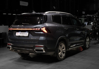 Подержанный автомобиль Geely Okavango 2024 года (4 фото)