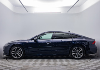 Подержанный автомобиль Audi A7 2018 года (2 фото)