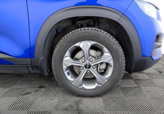 Подержанный автомобиль Kia Seltos 2021 года (18 фото)