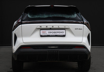 Подержанный автомобиль Geely Cityray 2024 года (6 фото)