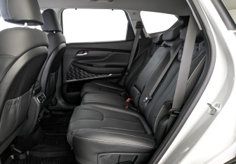 Подержанный автомобиль Hyundai Santa Fe 2021 года (18 фото)