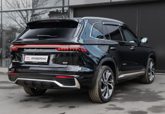 Подержанный автомобиль Geely Monjaro 2023 года (4 фото)