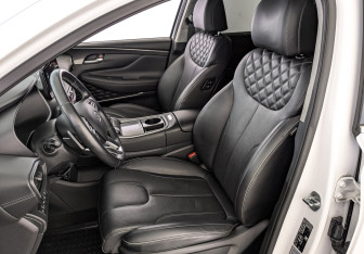 Подержанный автомобиль Hyundai Santa Fe 2022 года (20 фото)
