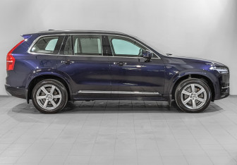 Подержанный автомобиль Volvo XC90 2018 года (4 фото)