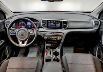 Подержанный автомобиль Kia Sportage 2021 года (14 фото)