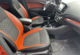 Подержанный автомобиль LADA (ВАЗ) Vesta Wagon 2019 года (9 фото)