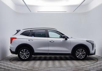Подержанный автомобиль Haval Jolion 2023 года (4 фото)
