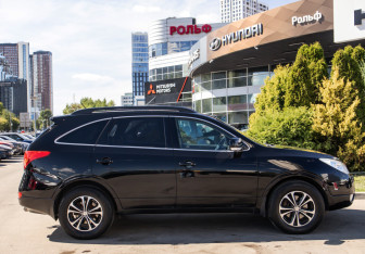 Подержанный автомобиль Hyundai ix55 2012 года (3 фото)