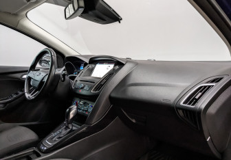 Подержанный автомобиль Ford Focus Wagon 2019 года (13 фото)