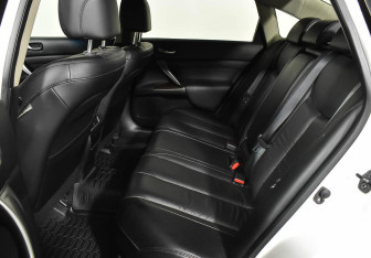 Подержанный автомобиль Nissan Teana 2012 года (14 фото)