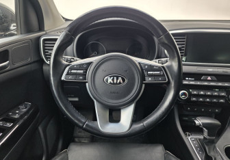 Подержанный автомобиль Kia Sportage 2019 года (12 фото)