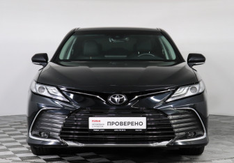 Подержанный автомобиль Toyota Camry Sedan 2024 года (2 фото)