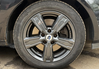 Подержанный автомобиль Opel Meriva 2012 года (13 фото)