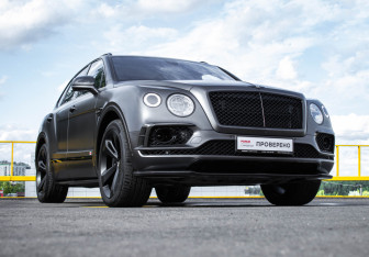 Подержанный автомобиль Bentley Bentayga 2016 года (3 фото)