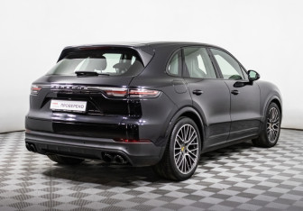 Подержанный автомобиль Porsche Cayenne 2020 года (5 фото)