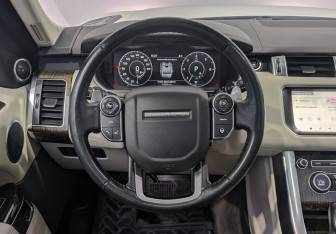 Подержанный автомобиль Land Rover Range Rover Sport 2017 года (22 фото)