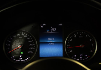 Подержанный автомобиль Mercedes-Benz GLC Coupe 2020 года (11 фото)