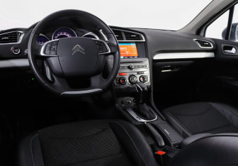 Подержанный автомобиль Citroen C4 Sedan 2020 года (7 фото)