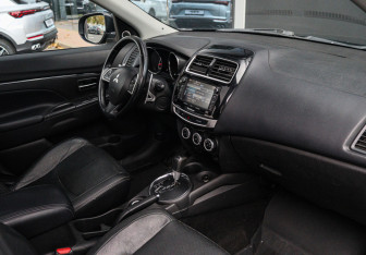 Подержанный автомобиль Mitsubishi ASX 2014 года (7 фото)