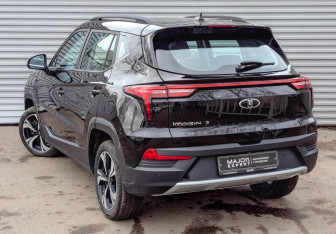 Подержанный автомобиль Москвич 3 2023 года (7 фото)