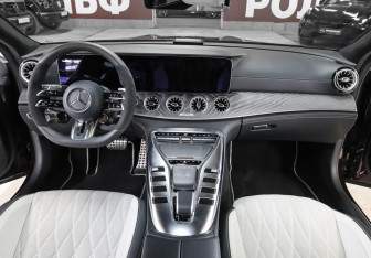Подержанный автомобиль Mercedes-Benz AMG GT Liftback 2022 года (13 фото)