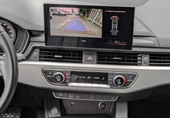 Подержанный автомобиль Audi A4 Sedan 2022 года (17 фото)
