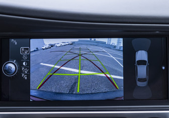 Подержанный автомобиль Rolls-Royce Ghost 2010 года (33 фото)