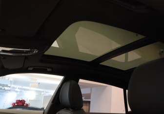 Подержанный автомобиль Audi Q8 2024 года (27 фото)