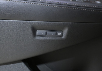 Подержанный автомобиль Nissan Murano Suv 2016 года (17 фото)