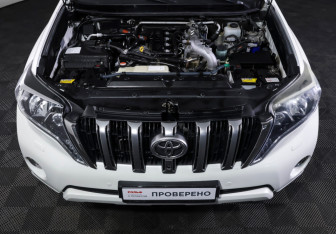 Подержанный автомобиль Toyota Land Cruiser Prado 2015 года (9 фото)