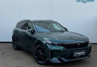 Подержанный автомобиль Voyah Free 2023 года (3 фото)