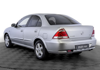 Подержанный автомобиль Nissan Almera Classic 2009 года (7 фото)