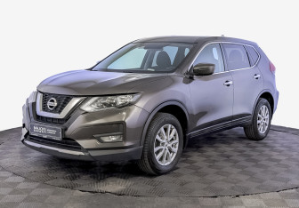 Подержанный автомобиль Nissan X-Trail 2021 года (1 фото)