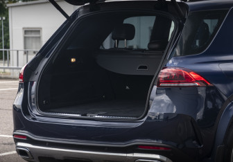 Подержанный автомобиль Mercedes-Benz GLE 2021 года (22 фото)