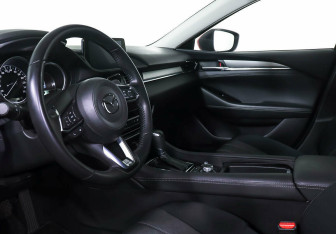 Подержанный автомобиль Mazda 6 Sedan 2020 года (12 фото)