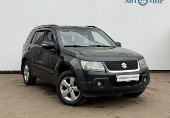 Подержанный автомобиль Suzuki Grand Vitara 2008 года (3 фото)