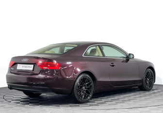 Подержанный автомобиль Audi A5 Coupe 2015 года (5 фото)