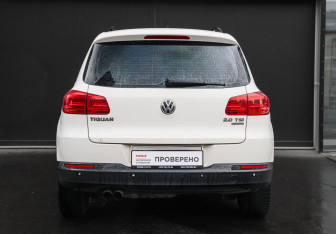 Подержанный автомобиль Volkswagen Tiguan 2012 года (5 фото)
