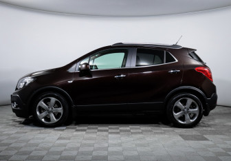 Подержанный автомобиль Opel Mokka 2012 года (8 фото)