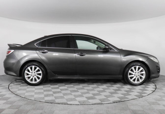 Подержанный автомобиль Mazda 6 Sedan 2011 года (4 фото)