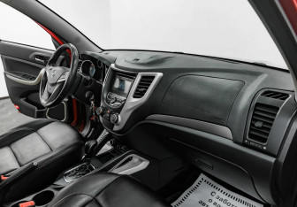 Подержанный автомобиль Changan CS35 2014 года (7 фото)