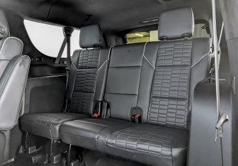 Подержанный автомобиль Cadillac Escalade Suv 2023 года (13 фото)