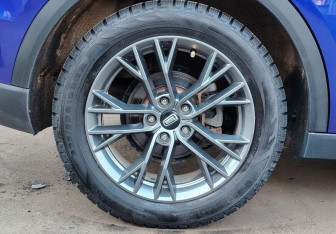 Подержанный автомобиль FAW Bestune T55 2023 года (16 фото)