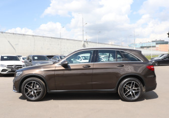 Подержанный автомобиль Mercedes-Benz GLC Coupe 2017 года (8 фото)