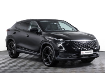 Подержанный автомобиль Omoda C5 2023 года (3 фото)
