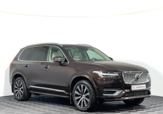Подержанный автомобиль Volvo XC90 2021 года (3 фото)