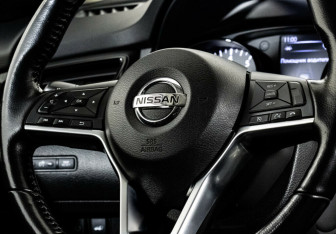 Подержанный автомобиль Nissan X-Trail 2020 года (11 фото)