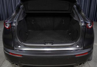 Подержанный автомобиль Mazda CX-30 2021 года (10 фото)