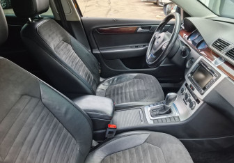 Подержанный автомобиль Volkswagen Passat Sedan 2013 года (12 фото)