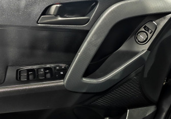 Подержанный автомобиль Hyundai Creta 2018 года (17 фото)